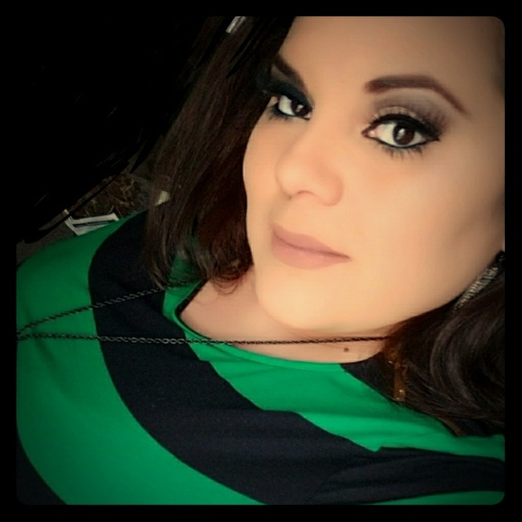 Meet the Posher Other - Meet your Posher, Stephanie